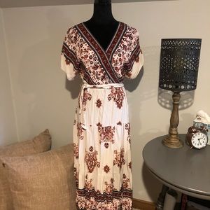 Boho dress by Knox Rose. Very comfortable and very versatile.